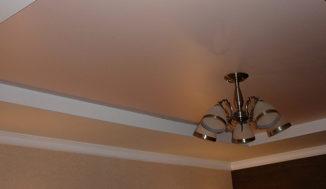 Особенности натяжных тканевых потолков